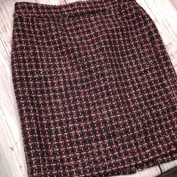 Ann Taylor Dresses & Skirts - Ann Taylor tweed skirt new with tags size 2 Petite